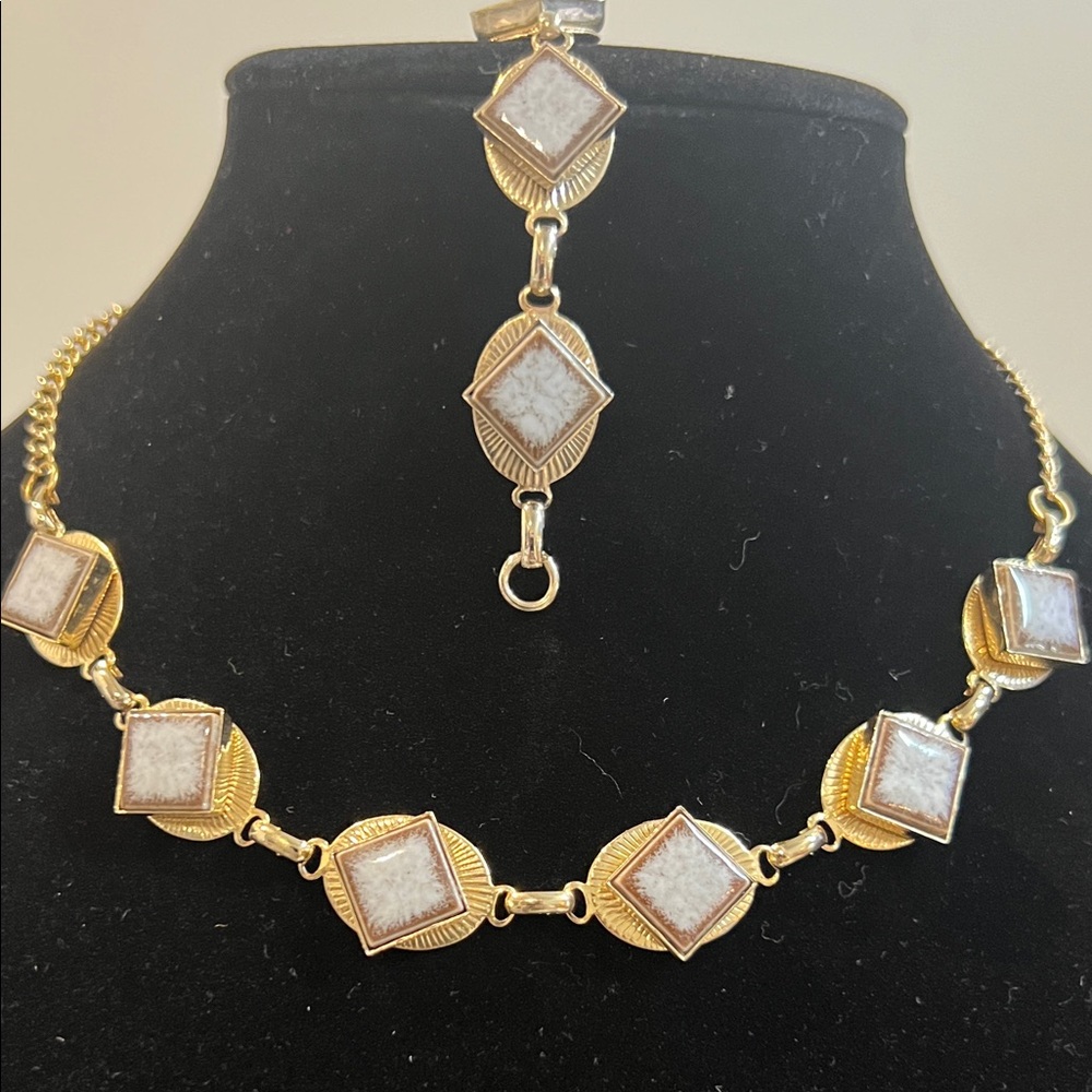 Vintage Gold Tone Tile Women's Necklace And Bracelet Set